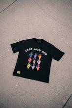 Load image into Gallery viewer, CANT FOLD NOW TEE - BLACK