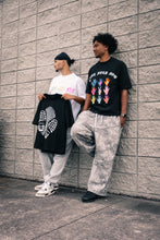 Load image into Gallery viewer, CANT FOLD NOW TEE - BLACK