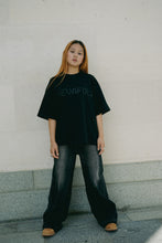 Load image into Gallery viewer, BOX FIT TEE - BLACK