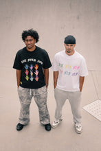 Load image into Gallery viewer, CANT FOLD NOW TEE - BLACK
